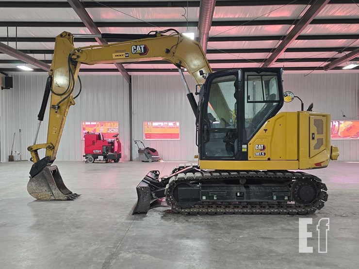 2022-caterpillar-307.5-image-5