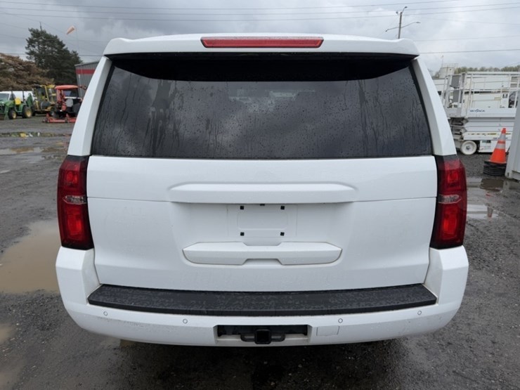 2019-chevrolet-tahoe-image-5