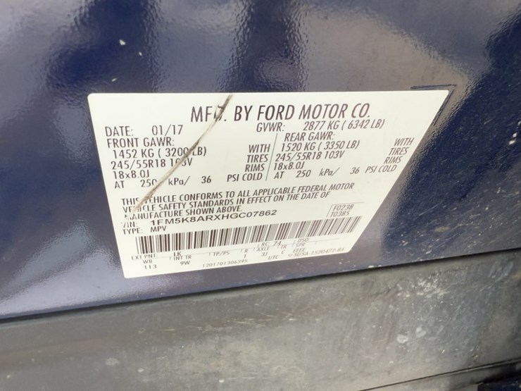 2017-ford-explorer-image-10