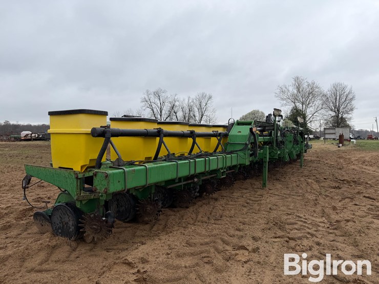 john-deere-1720-image-3