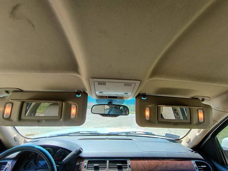 2008-chevrolet-tahoe-image-59