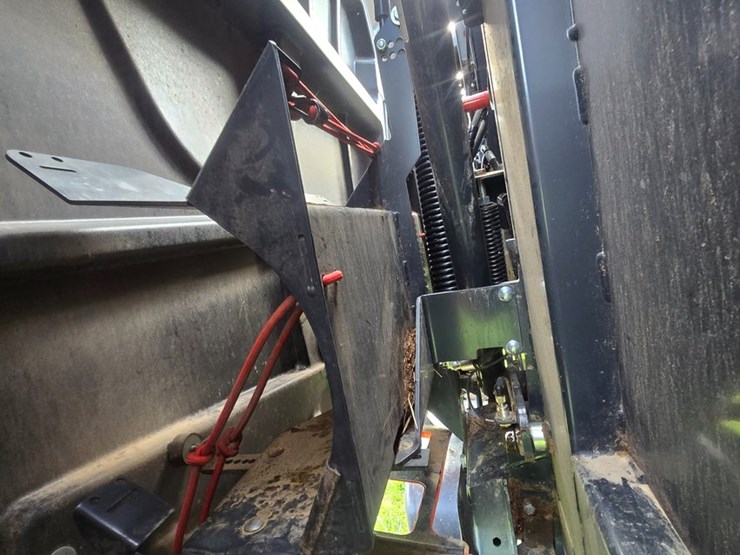 kubota-bv4180-image-22