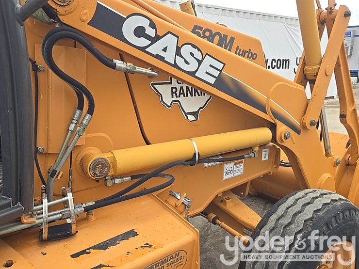 2004-case-580m-image-30