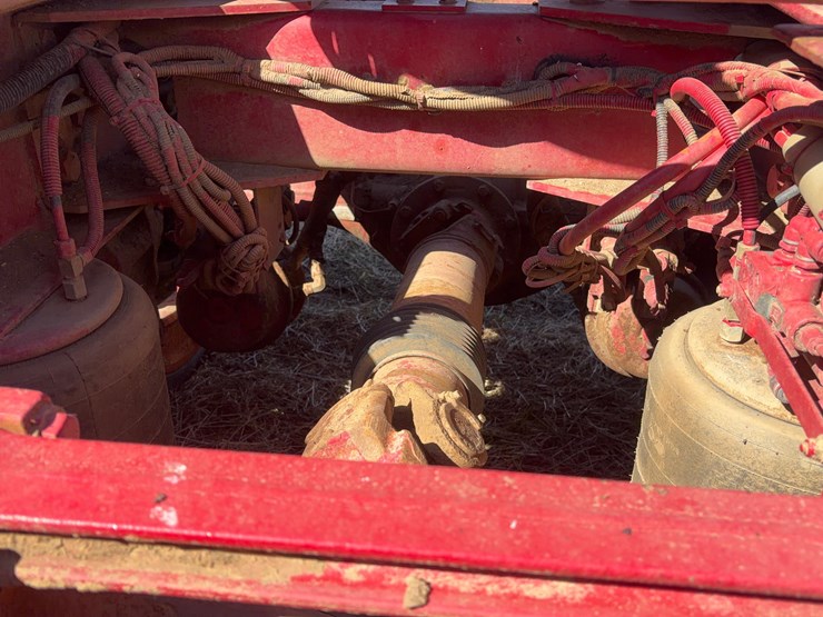 2012-kenworth-semi-image-15