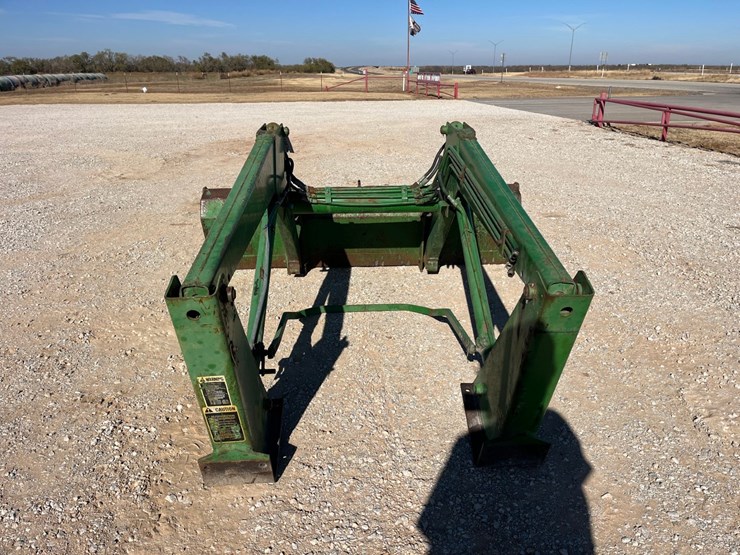 john-deere-146-image-9