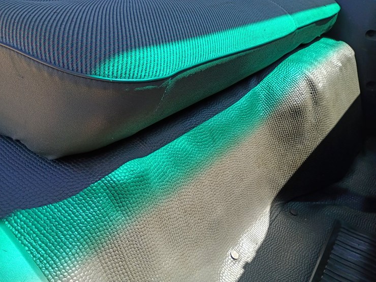 2000-gmc-w3500-image-38