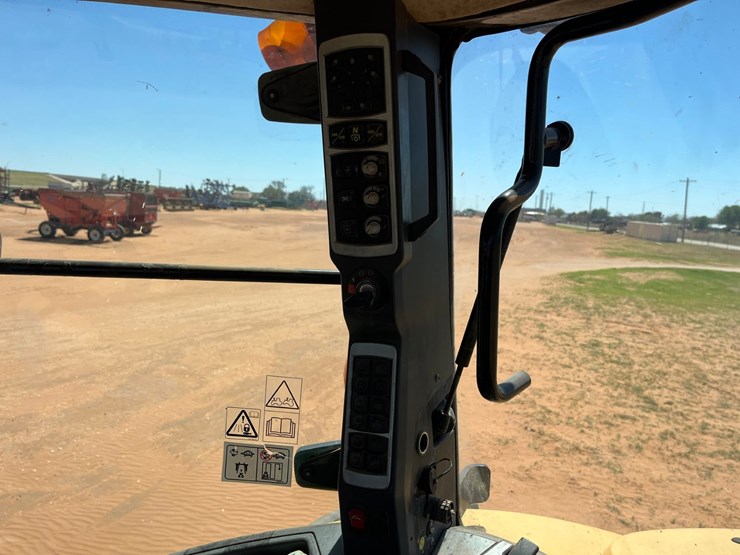 2015-challenger-mt675e-image-27