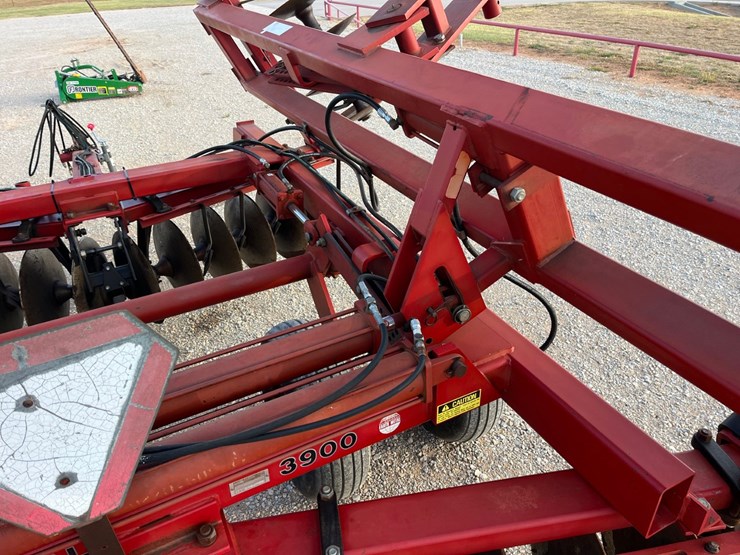 case-ih-3900-image-13