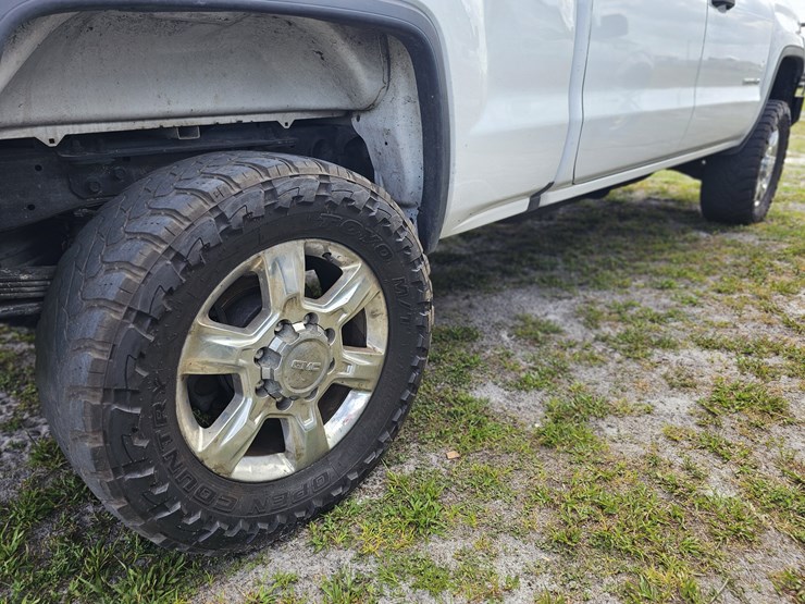 2019-gmc-sierra-2500-image-9