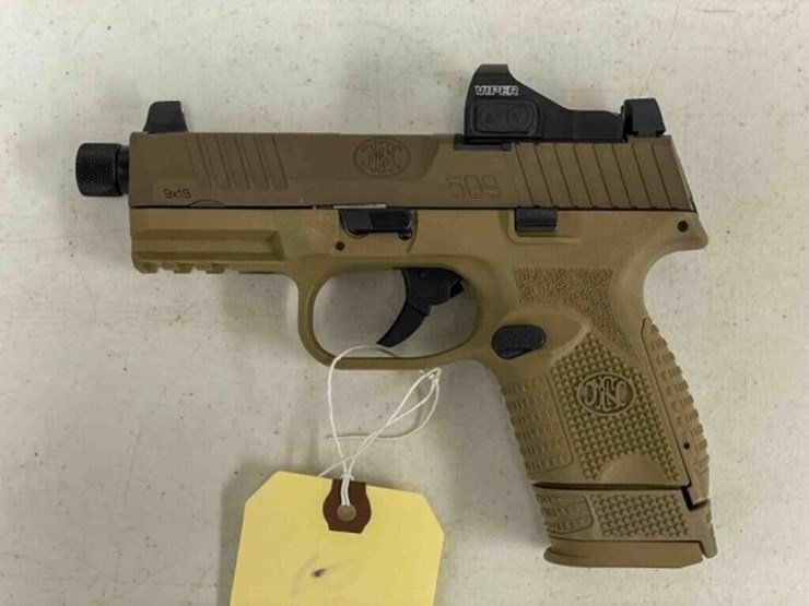 fn-pistol-image-1