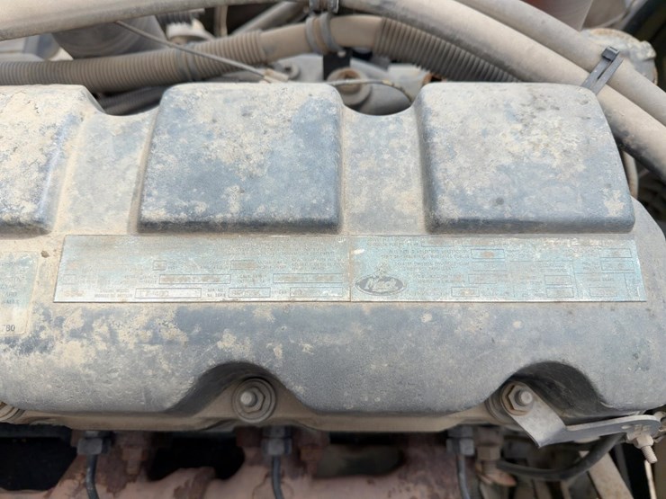 2000-mack-rd688s-image-11