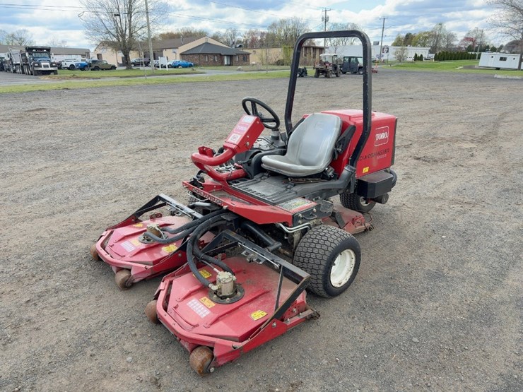 toro-groundsmaster-3500d-image-1