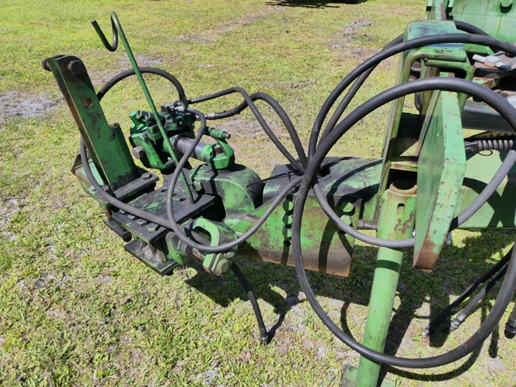 john-deere-2700-image-3