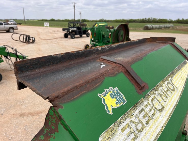 2019-john-deere-m15-image-13