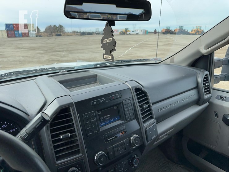 2019-ford-f350-image-12