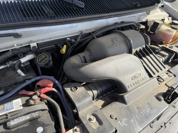 2007-ford-e350-image-13