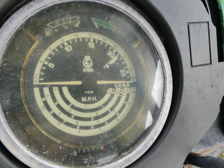 john-deere-2555-image-14