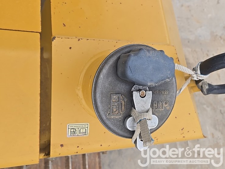 2019-caterpillar-d6-lgp-image-39