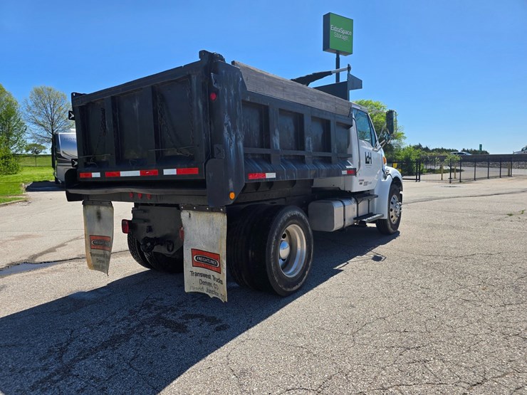 2009-sterling-acterra-image-16