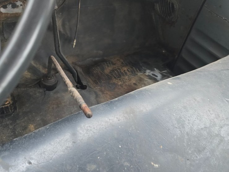 1958-chevrolet-apache-image-33