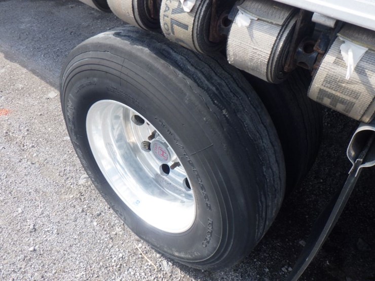 2023-fontaine-flatbed-image-13