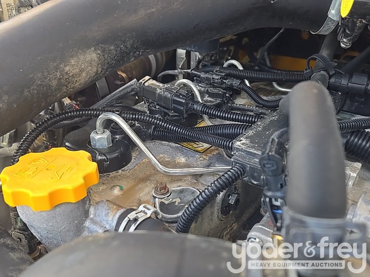 2017-jcb-510-56-image-65