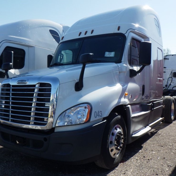 2018 FREIGHTLINER CASCADIA 125 EVOLUTION