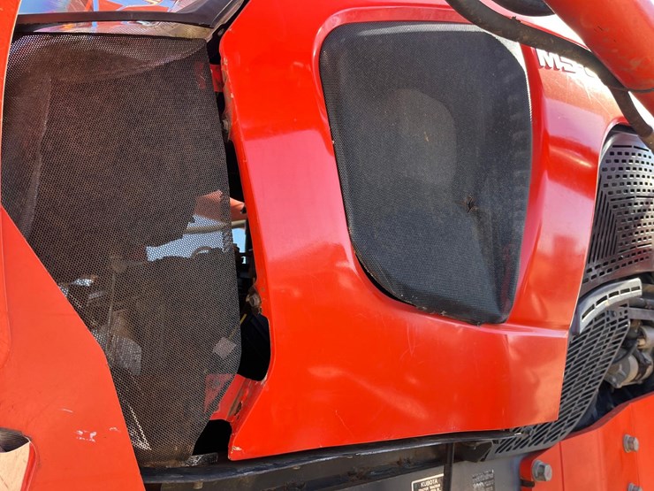2017-kubota-m5091d-image-5