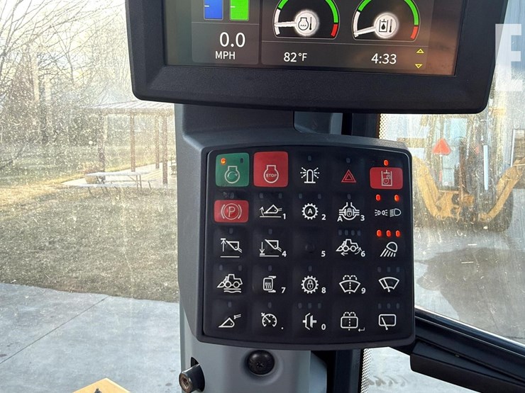 2024-deere-624-p-tier-image-19