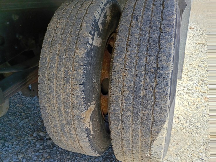 2000-gmc-w3500-image-75