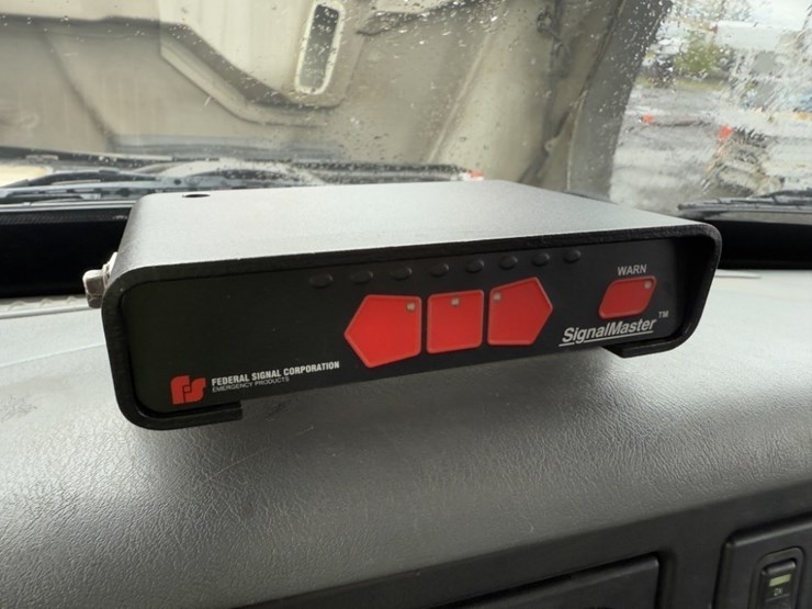 2007-international-7400-image-38