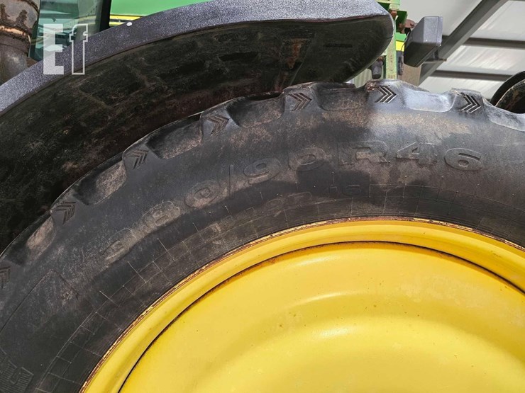 2000-john-deere-4710-image-29