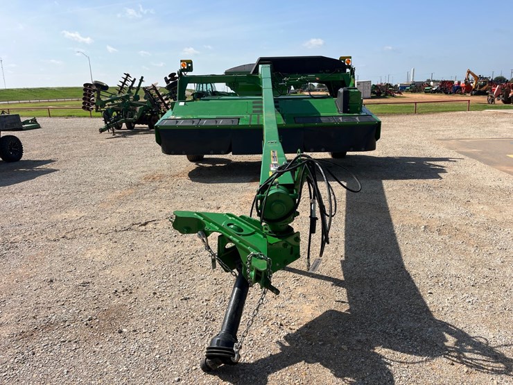 2023-john-deere-c400-image-3