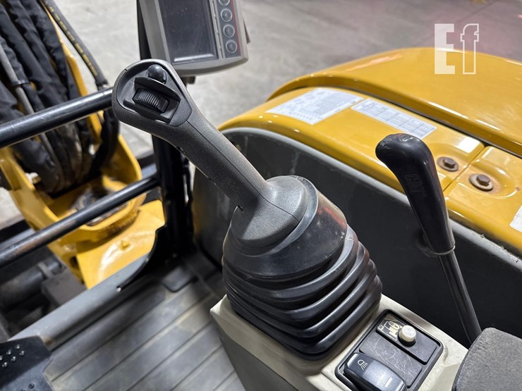 2018-caterpillar-305e2-cr-image-20