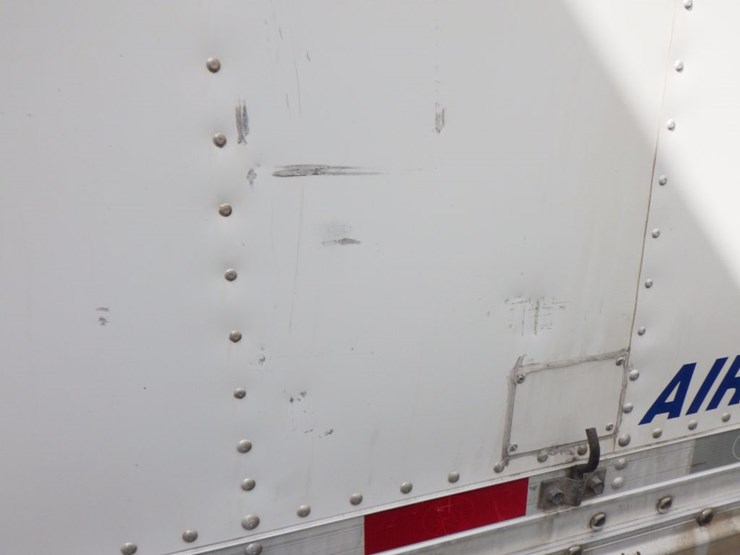 2017-great-dane-everest-cl-image-12