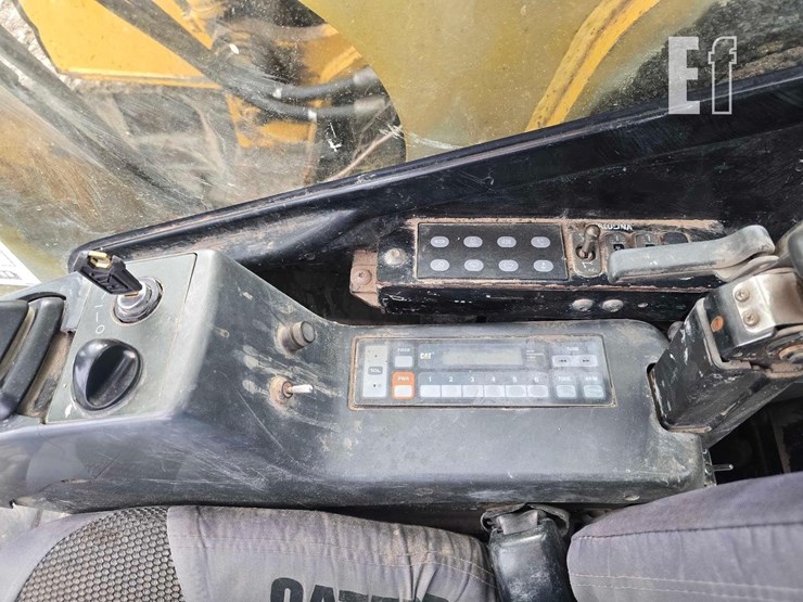 2007-caterpillar-328d-lcr-image-19