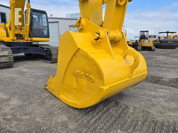 kobelco-sk350-lc-image-12