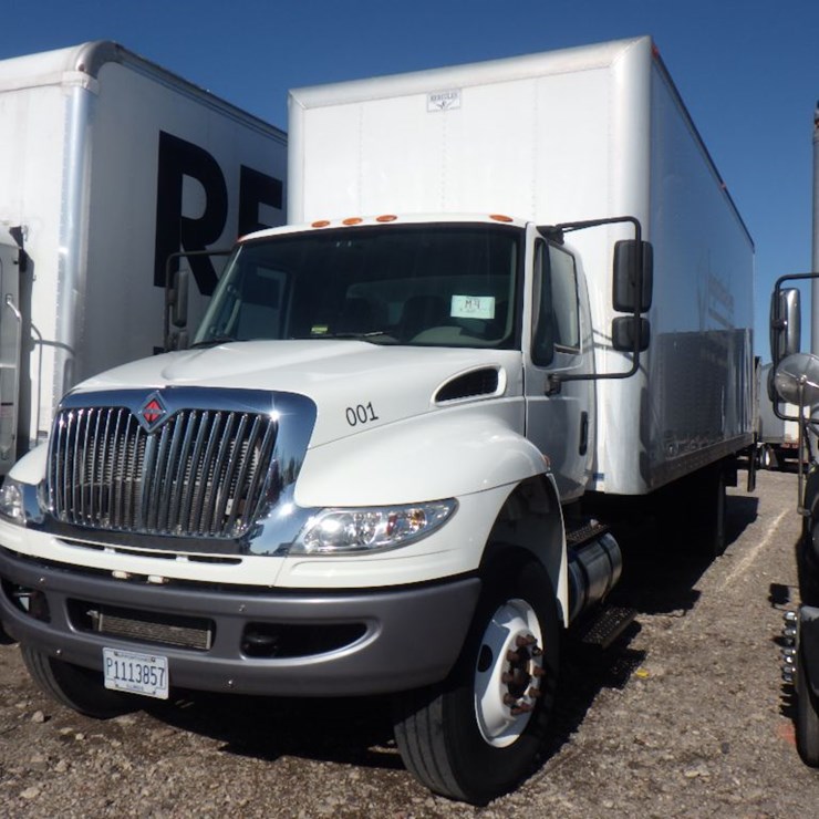 2019 INTERNATIONAL DURASTAR 4300