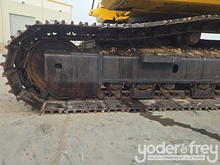 2020-komatsu-pc360-lc-11-image-11
