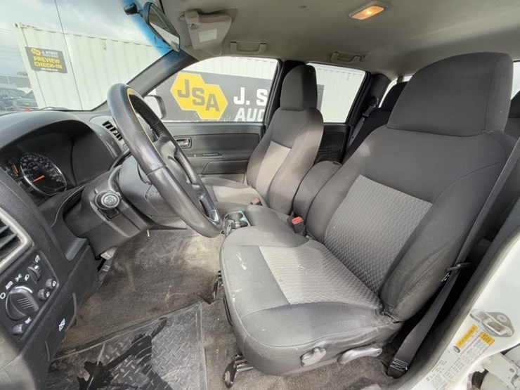 2008-chevrolet-colorado-image-25