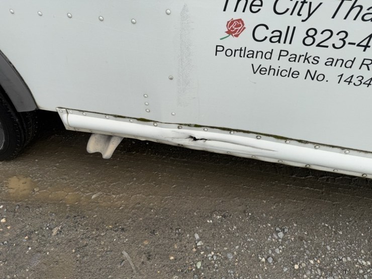 2014-freightliner-mt45-image-22