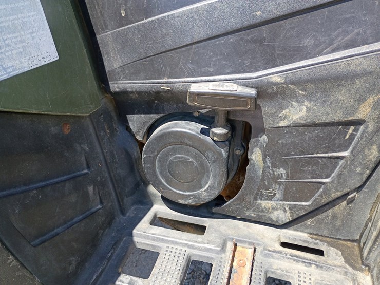 arctic-cat-700-image-12