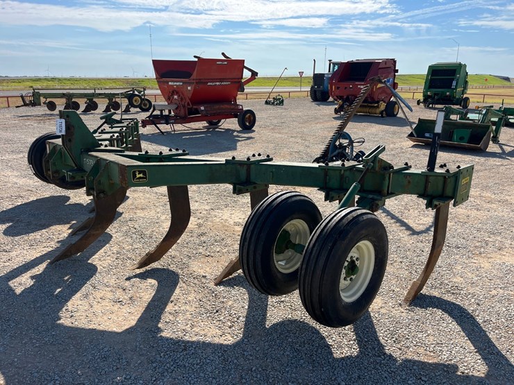 1991-john-deere-915-image-1