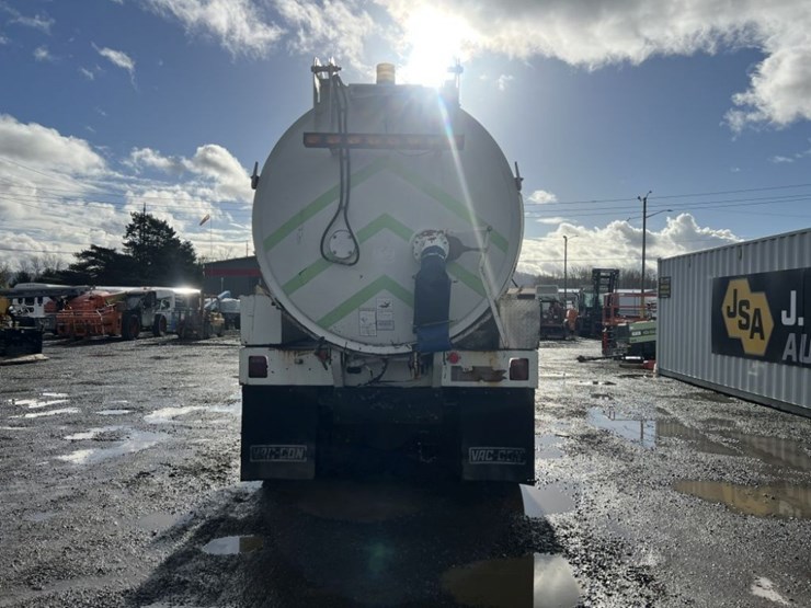 2001-sterling-l7500-image-5