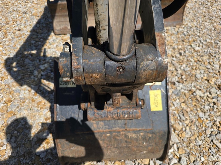 2022-bobcat-e50-image-26