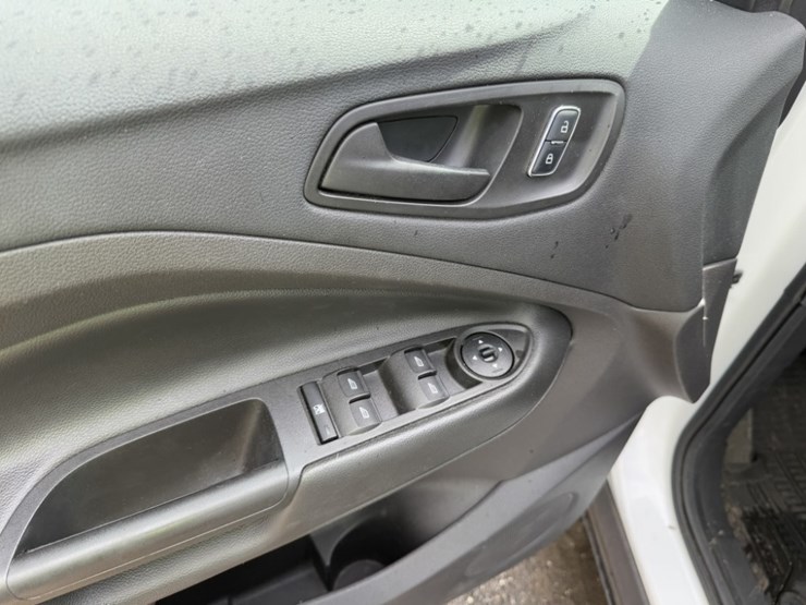 2016-ford-escape-image-25