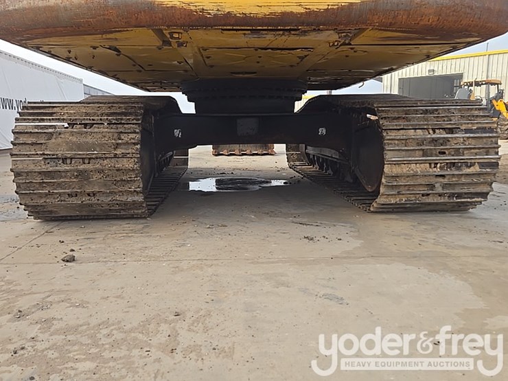 2020-komatsu-pc360-lc-11-image-25