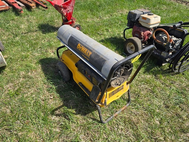 #583-•-dewalt-185,000-btu-heater-image-4