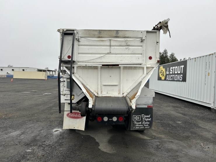 1994-peterbilt-377-image-4