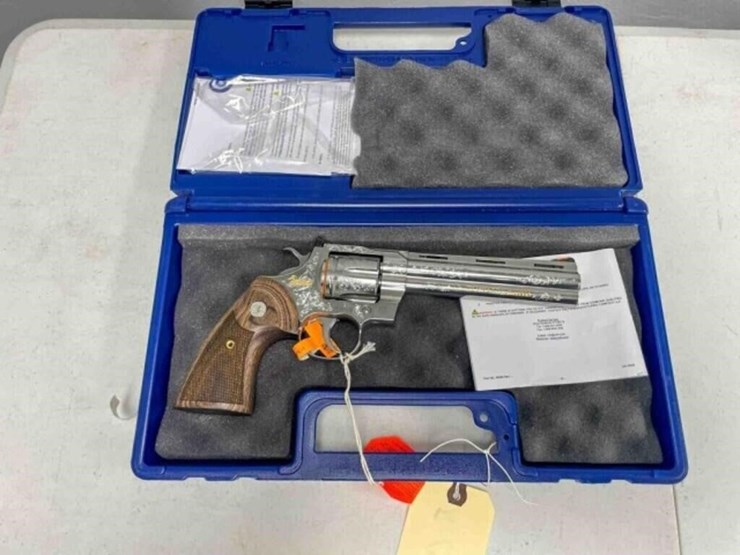 colt-revolver-image-1